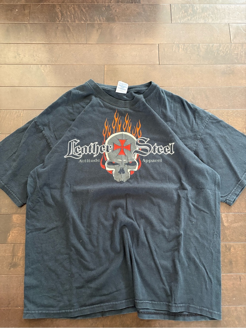 Gildan Black Graphic Skull & Flame Tee